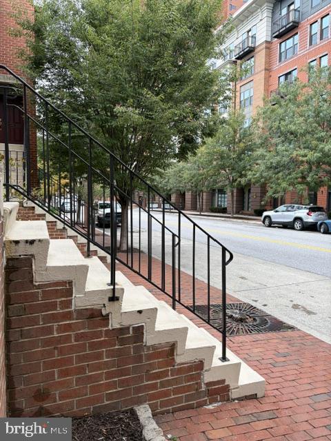 656 S Charles St #r 18 Property Photo 22