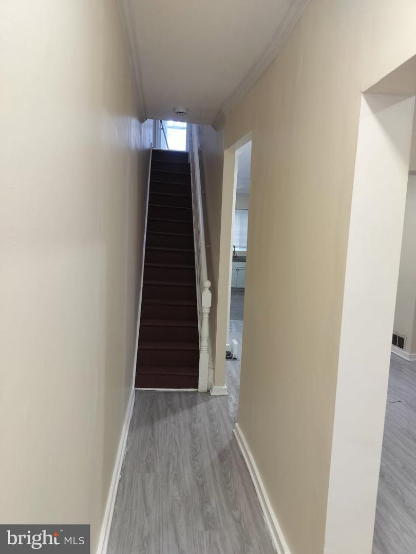 2500 W Fayette St Property Photo 11