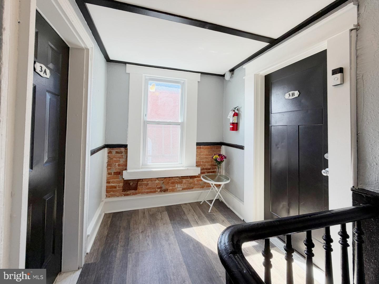 1112 N Eden St Property Photo 6