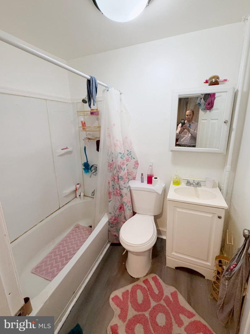 1112 N Eden St Property Photo 22
