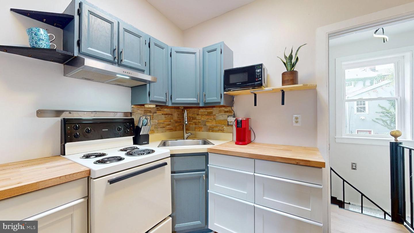 637 S Paca St #c Property Photo 6