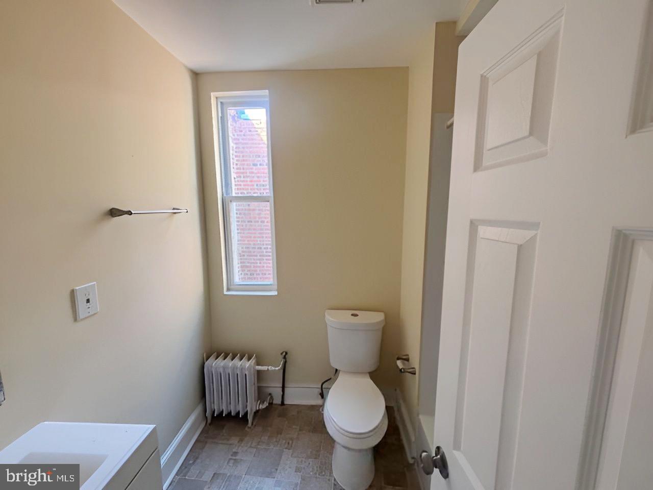 508 E 23rd St Property Photo 12