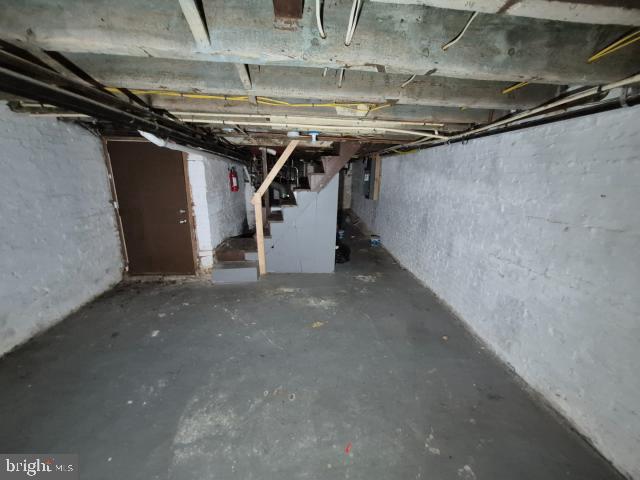 508 E 23rd St Property Photo 35