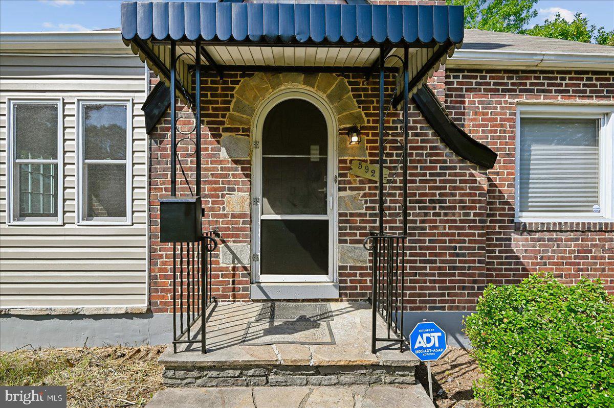 5928 Greenhill Ave Property Photo 3