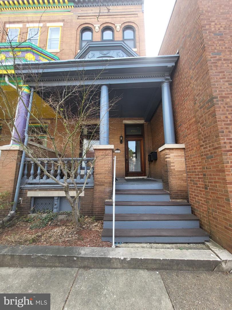2619 SAINT PAUL ST Property Photo 1