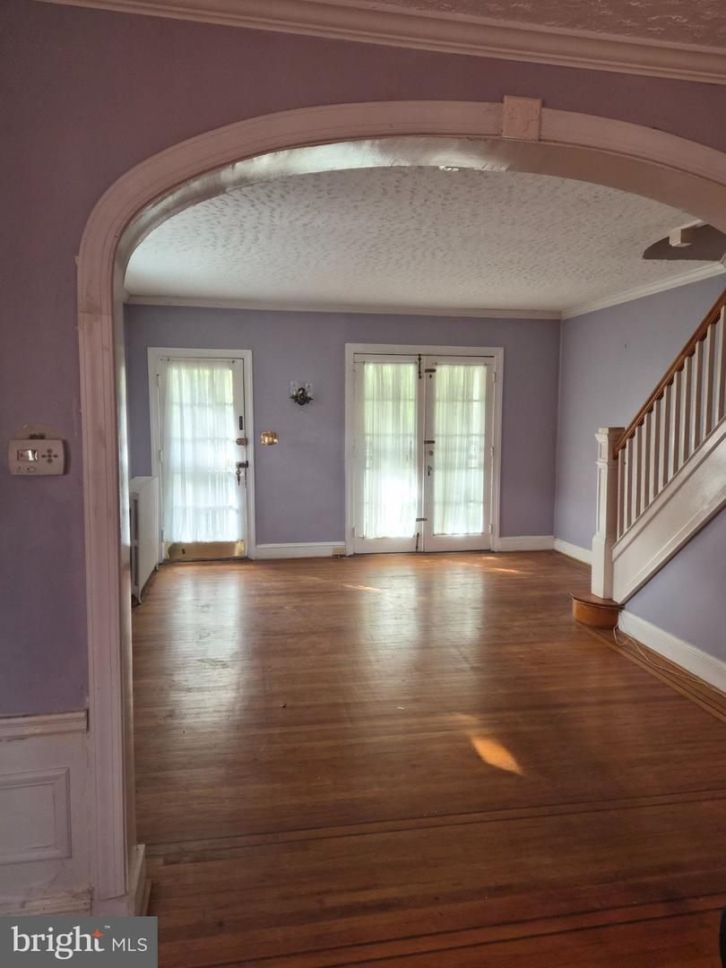 916 Mckewin Ave Property Photo 2
