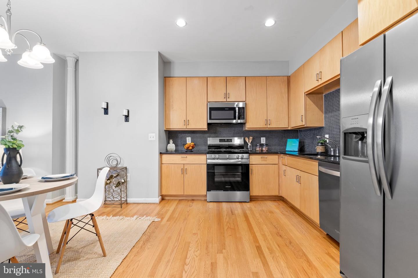 804 Ploy St #3 Property Photo 10