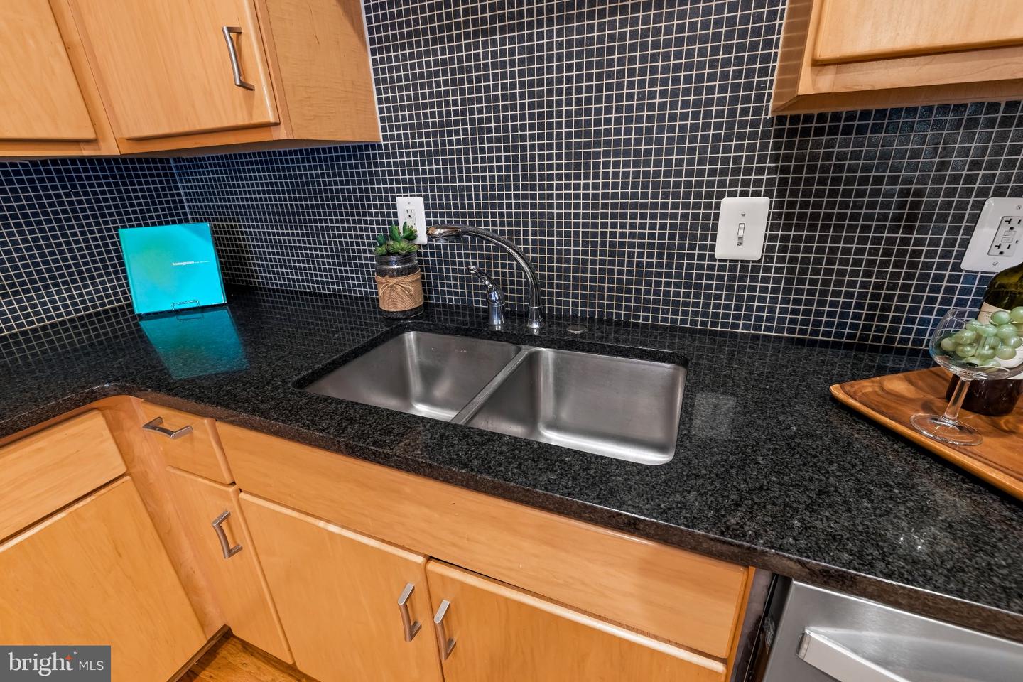 804 Ploy St #3 Property Photo 13