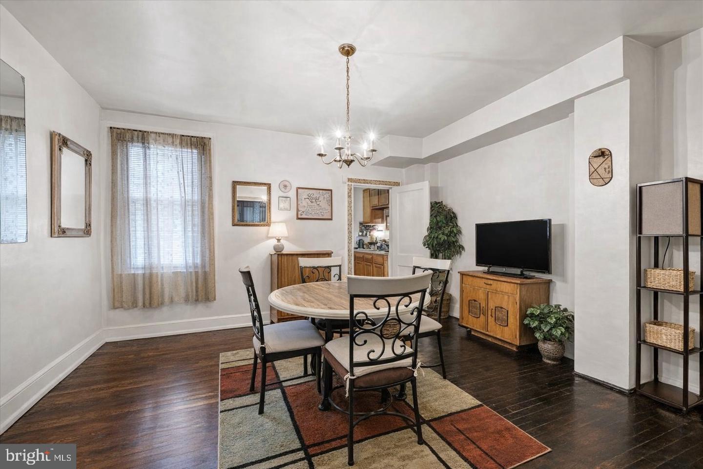 48 N Ellamont St N Property Photo 3