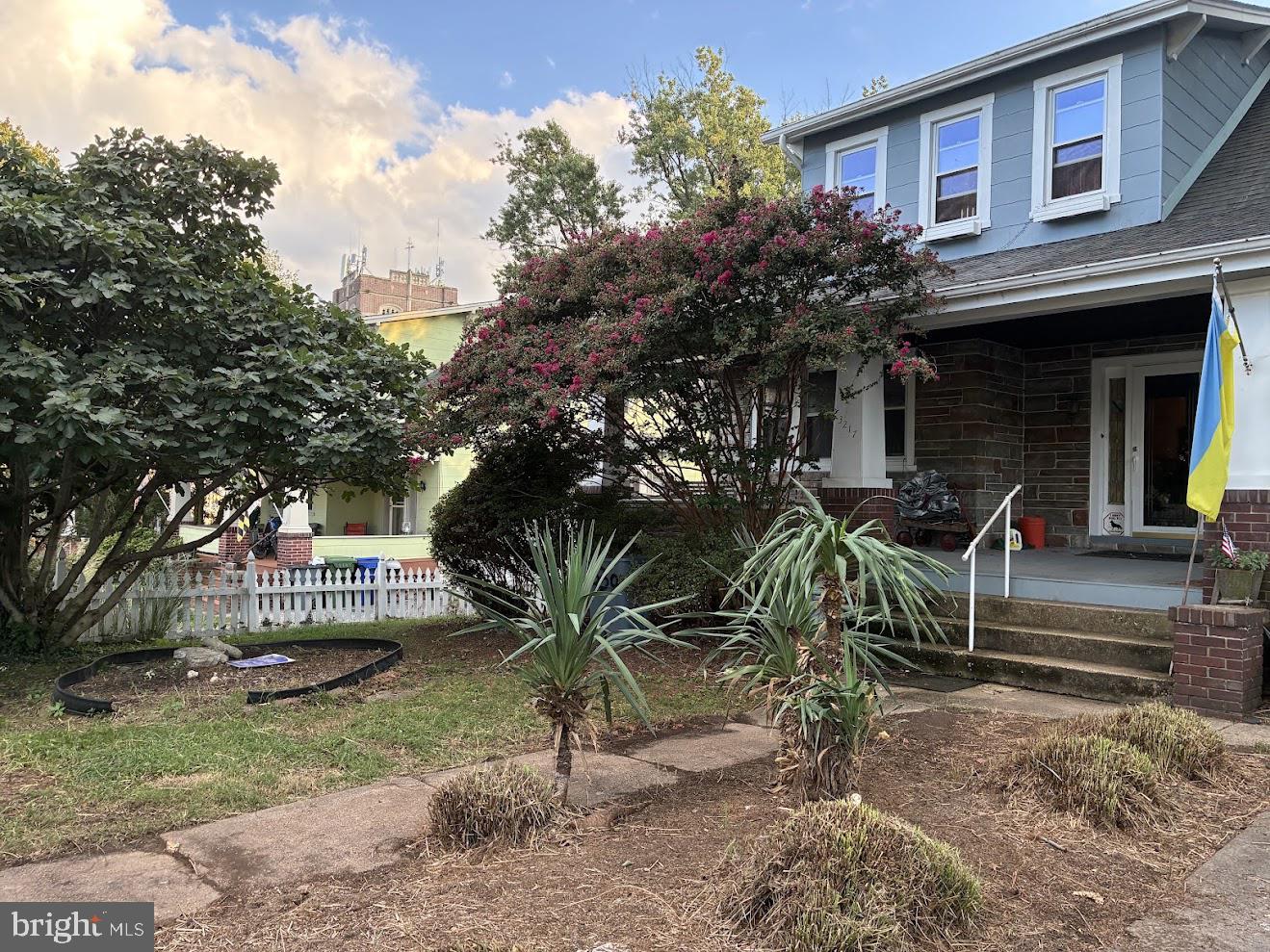 3217 BAYONNE AVE Property Photo 1