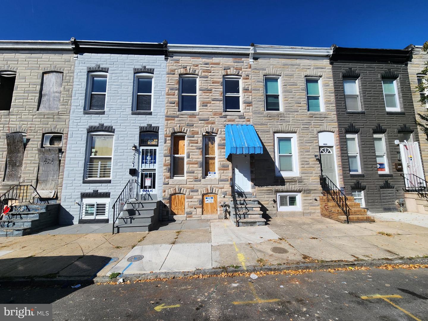 424 S SMALLWOOD ST Property Photo 1