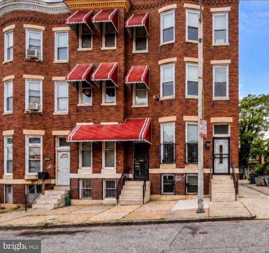 2110 HOMEWOOD AVE Property Photo 1
