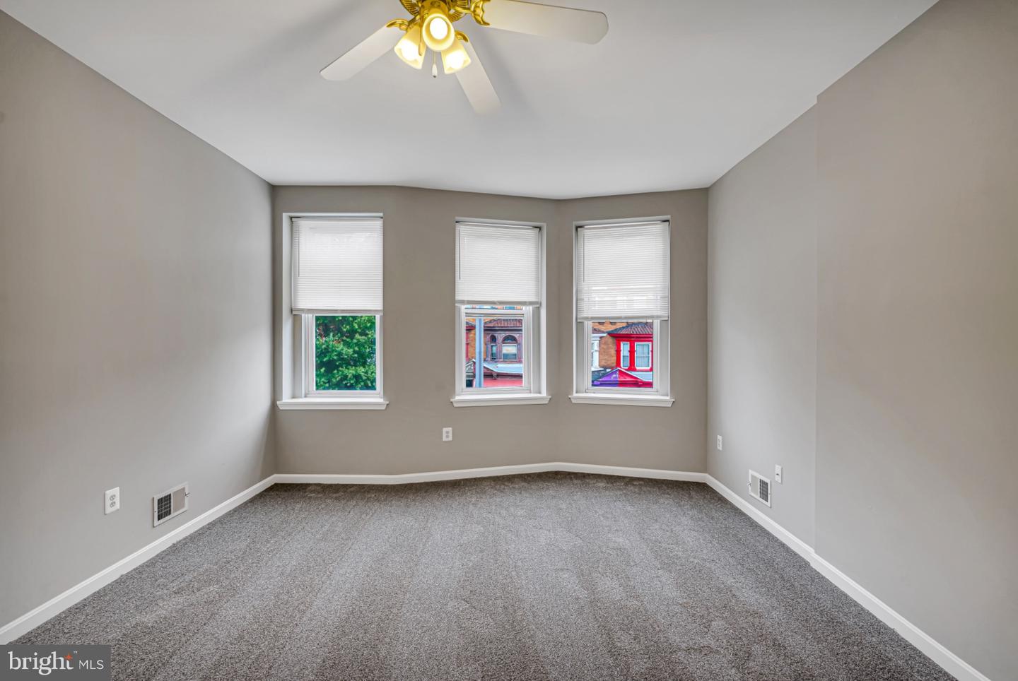2110 Homewood Ave Property Photo 18