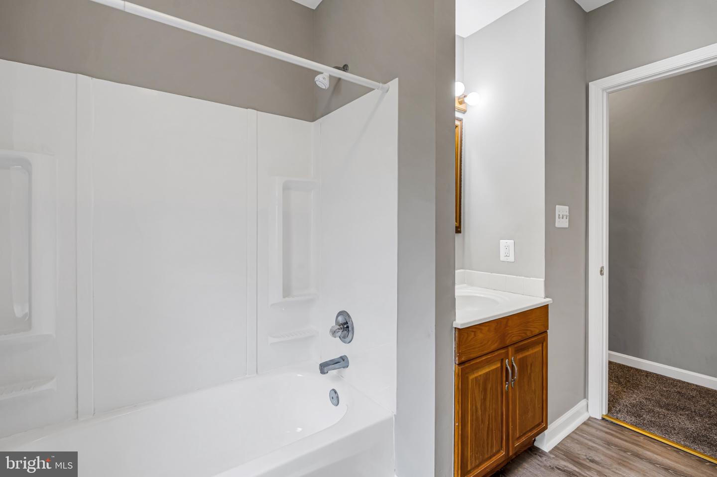 2110 Homewood Ave Property Photo 26