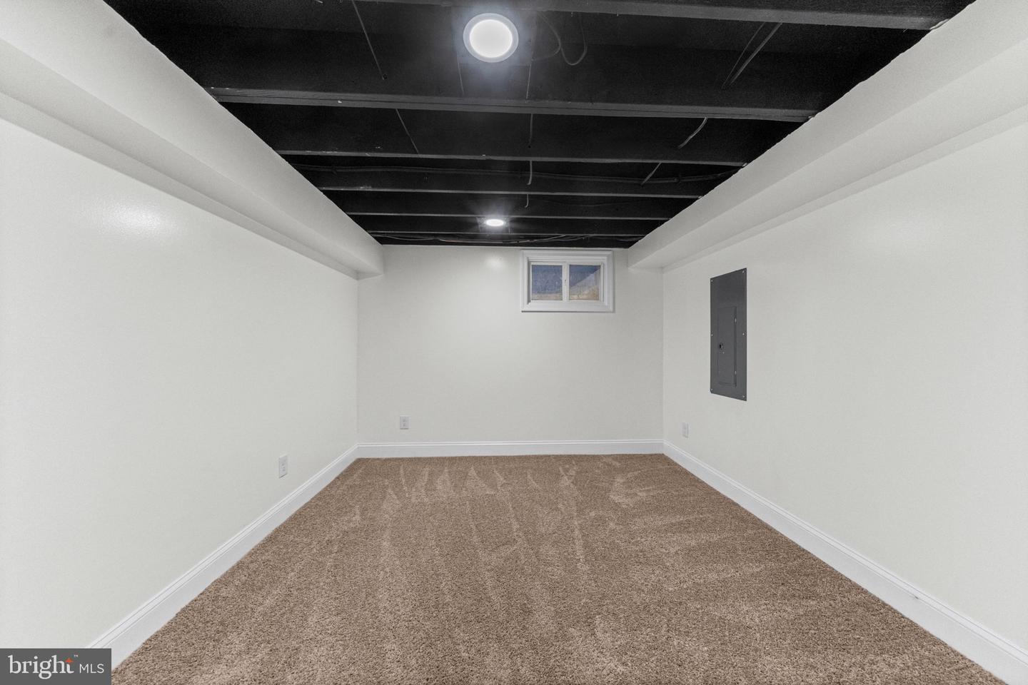 1733 N Milton Ave Property Photo 27