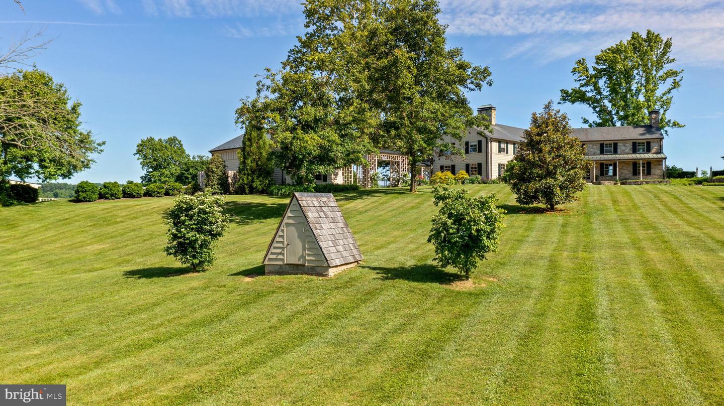 14111 Green Rd Property Photo 5