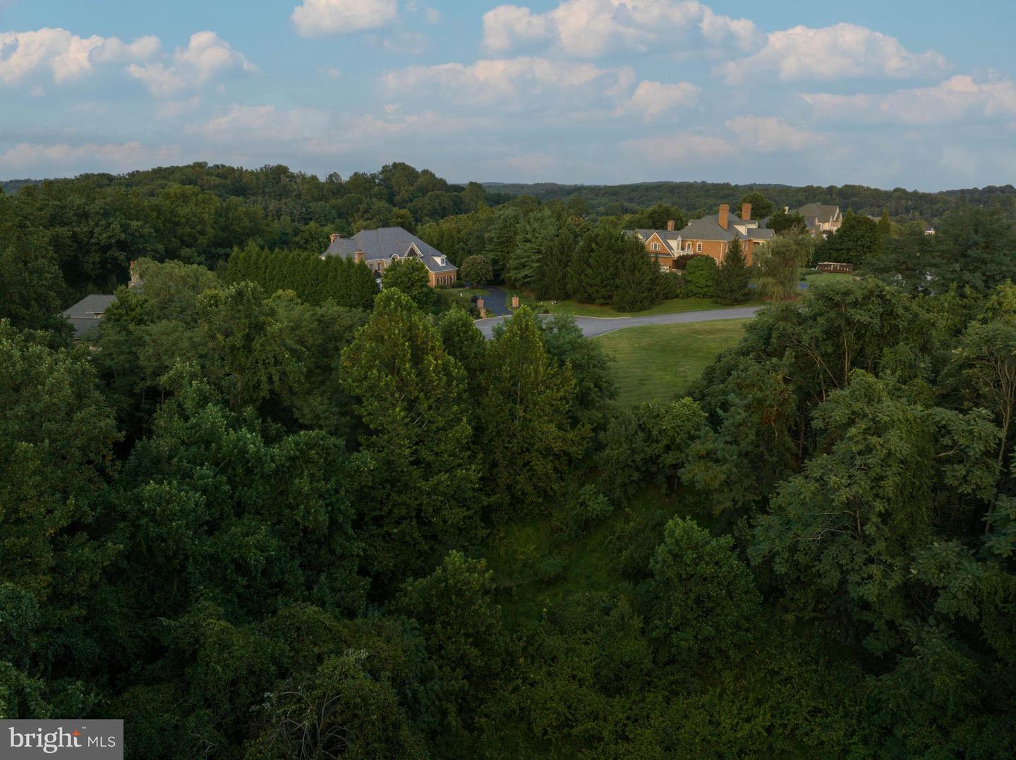 4 Hayfields Property Photo 9