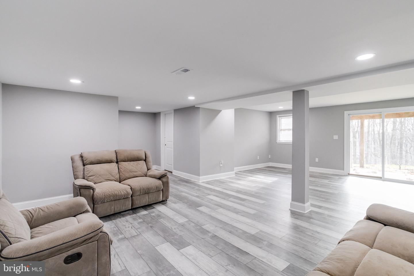 13922 Sunnybrook Rd Property Photo 16
