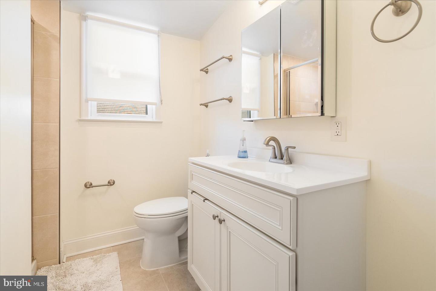 2527 Canterbury Rd Property Photo 13
