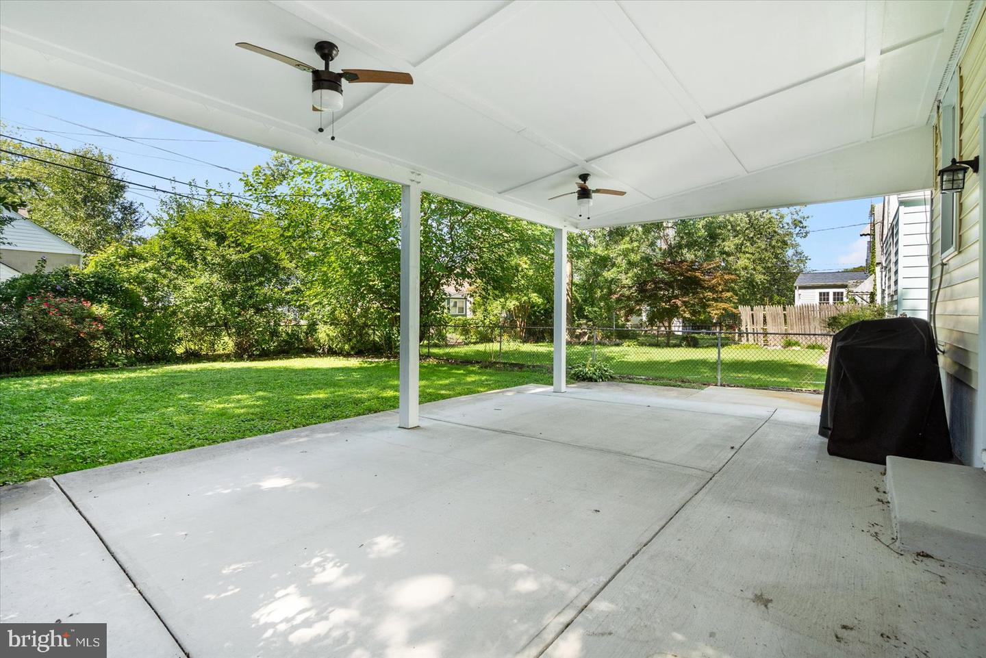 2527 Canterbury Rd Property Photo 23