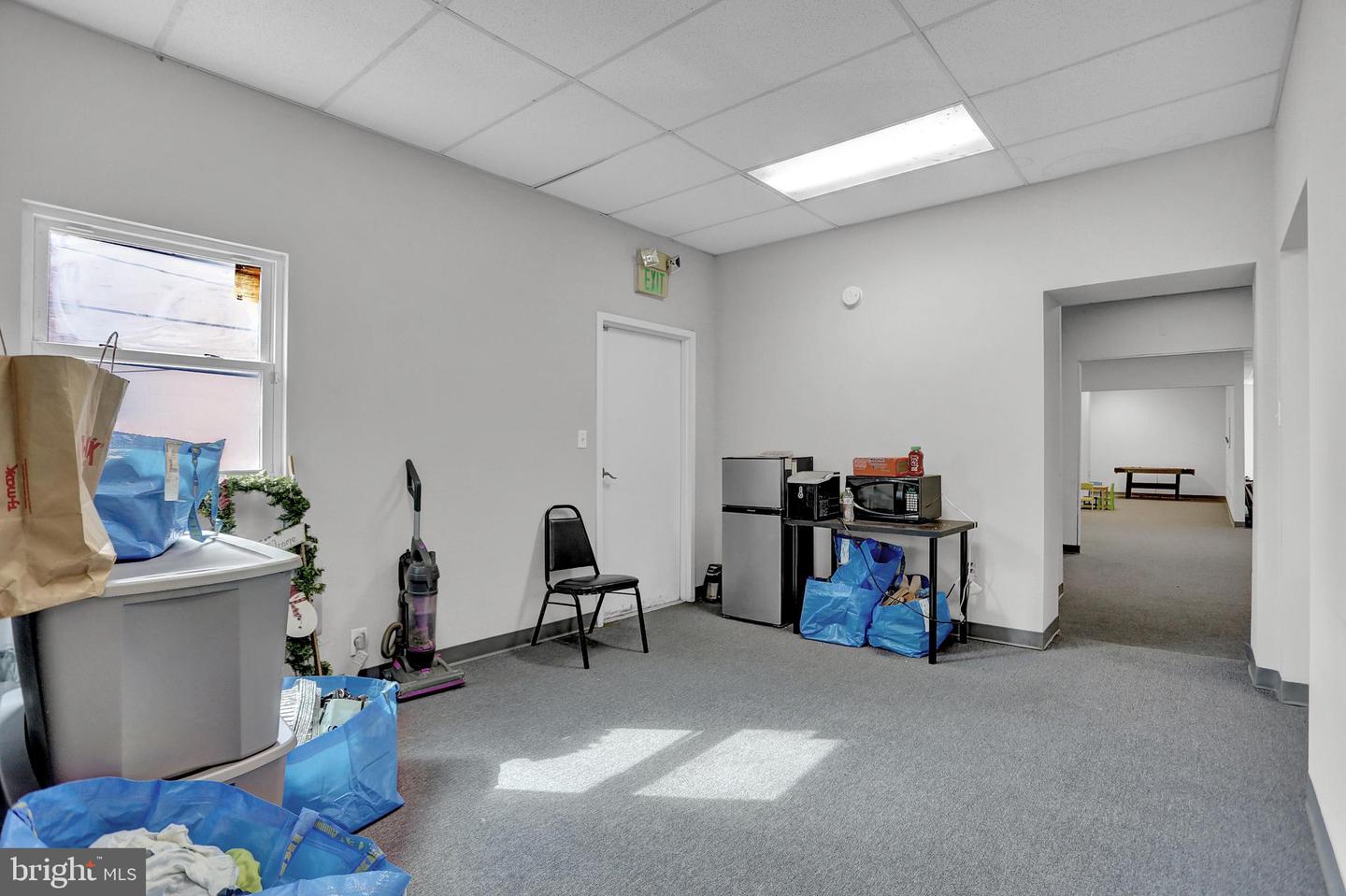 429 Eastern Blvd #a Property Photo 11