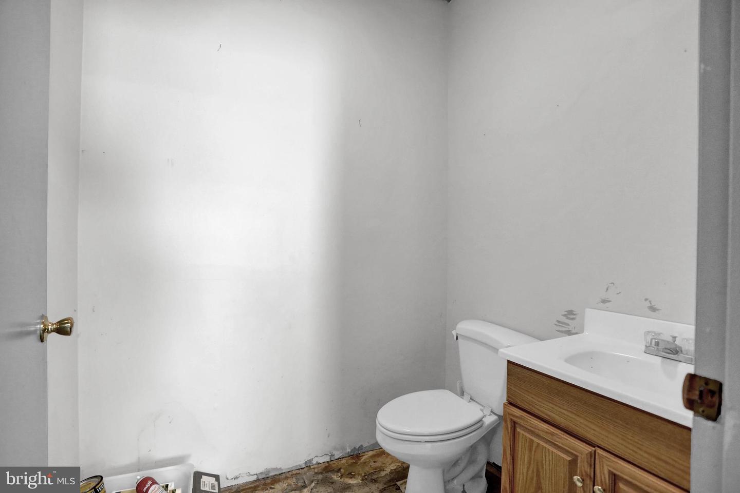 429 Eastern Blvd #a Property Photo 30