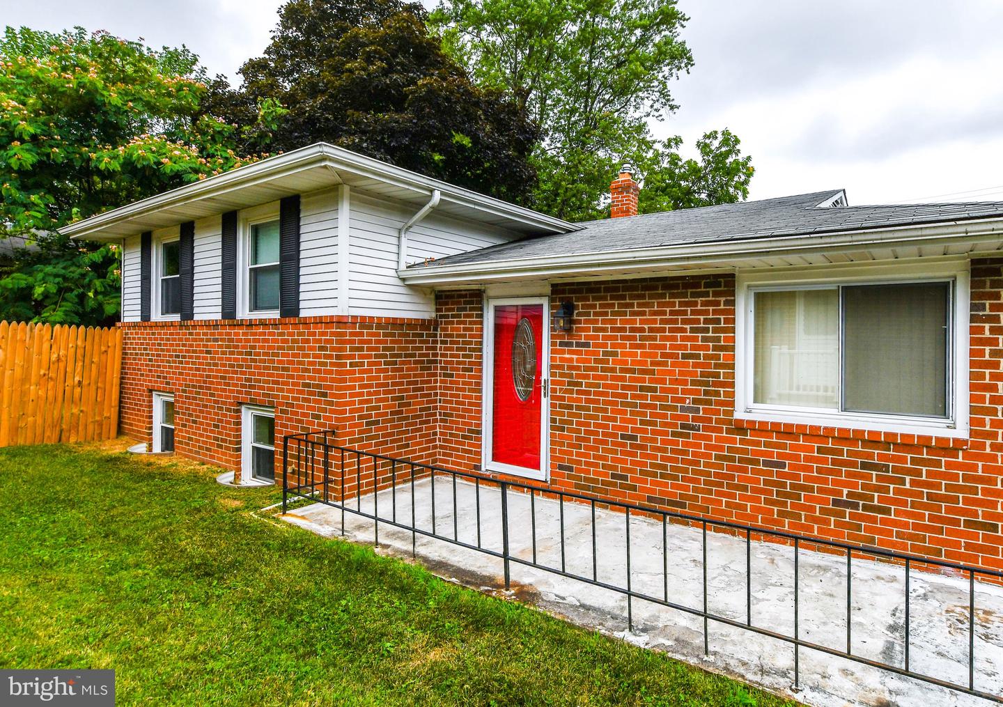 6513 Liberty Rd Property Photo 1
