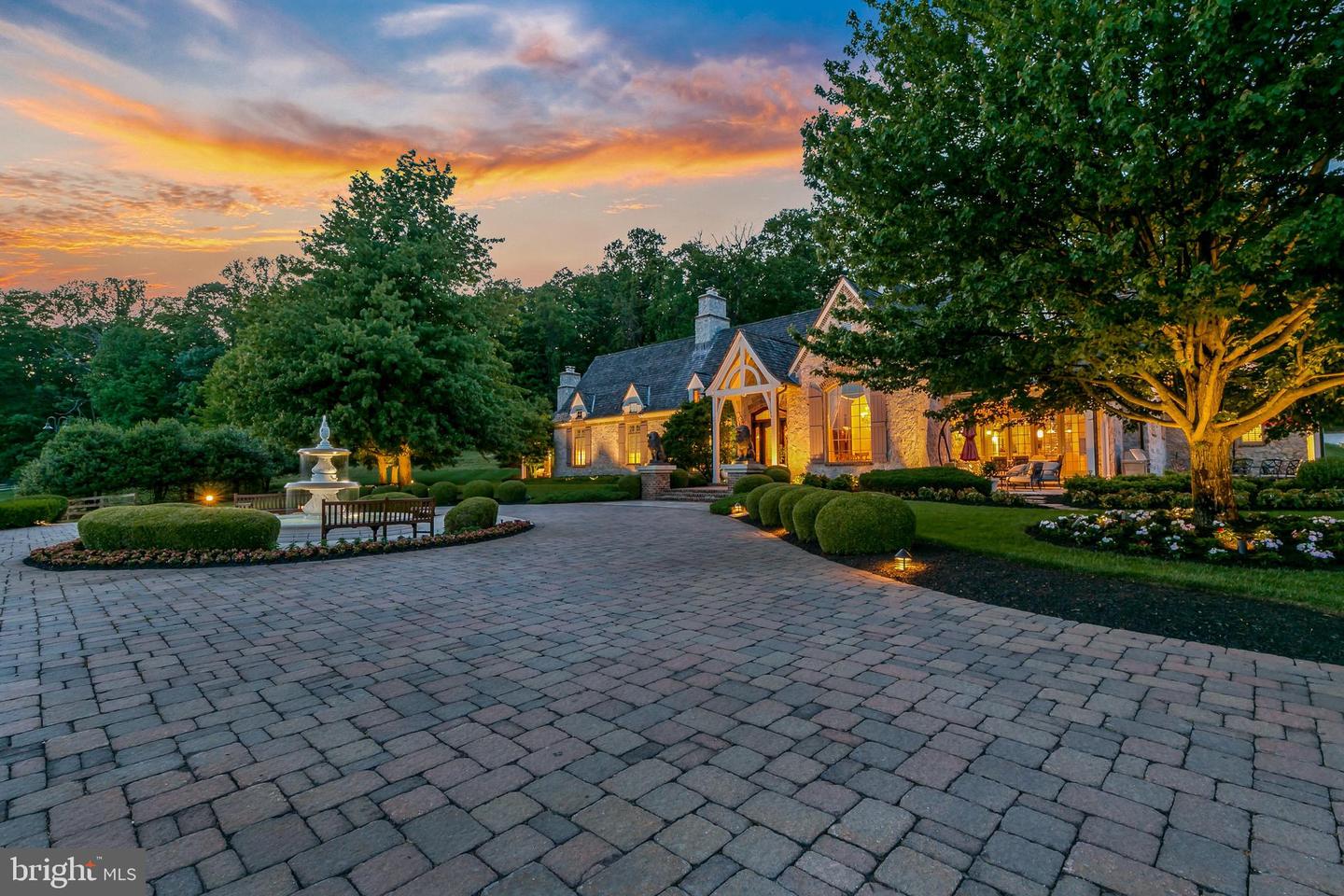 Belfast Valley Real Estate Listings Main Image