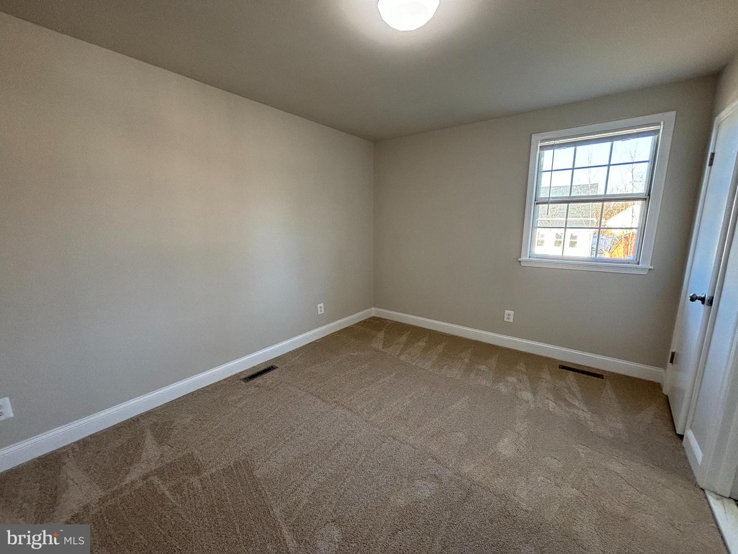 6625 Brighton Ave Property Photo 17