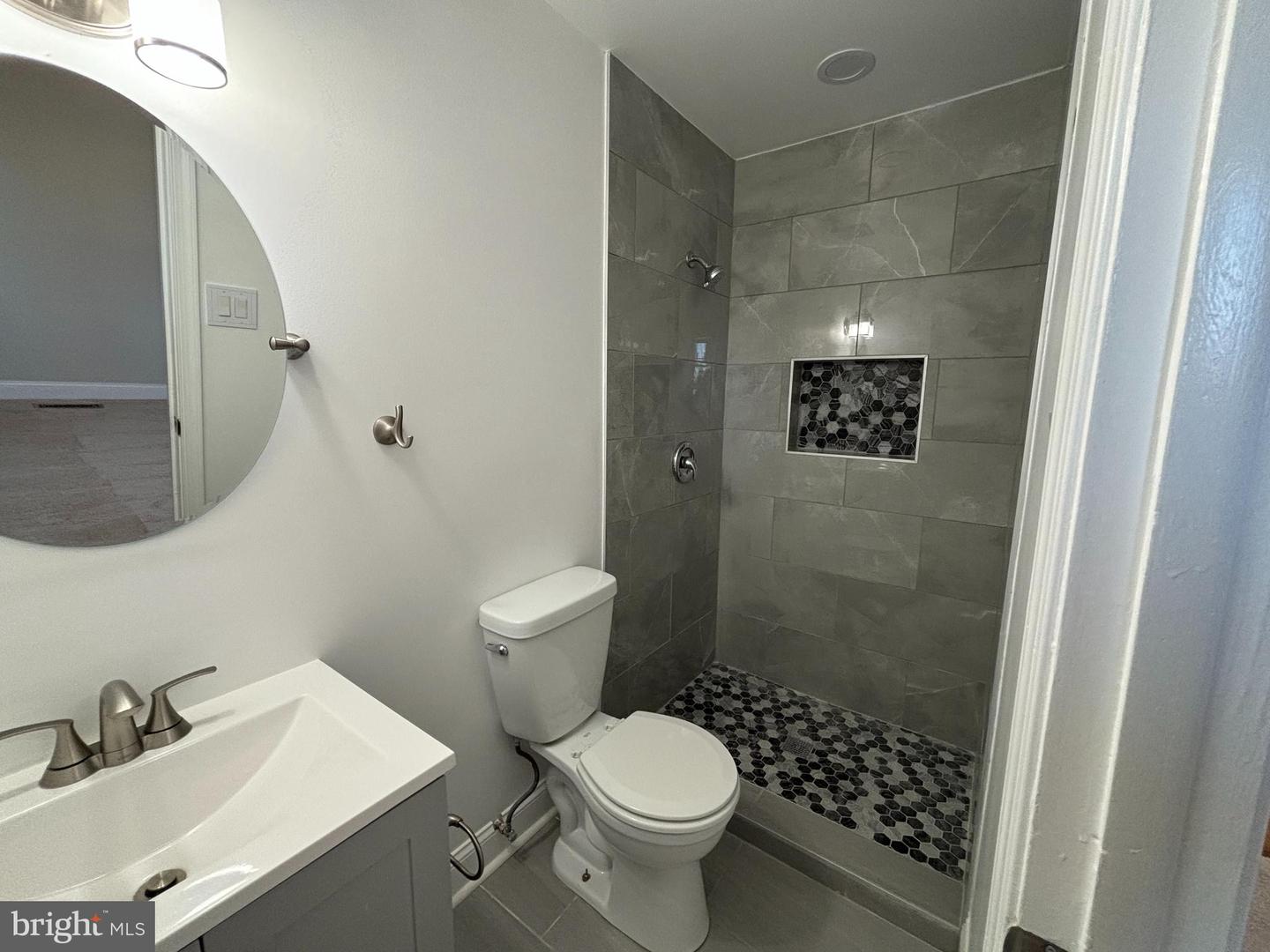 6625 Brighton Ave Property Photo 20