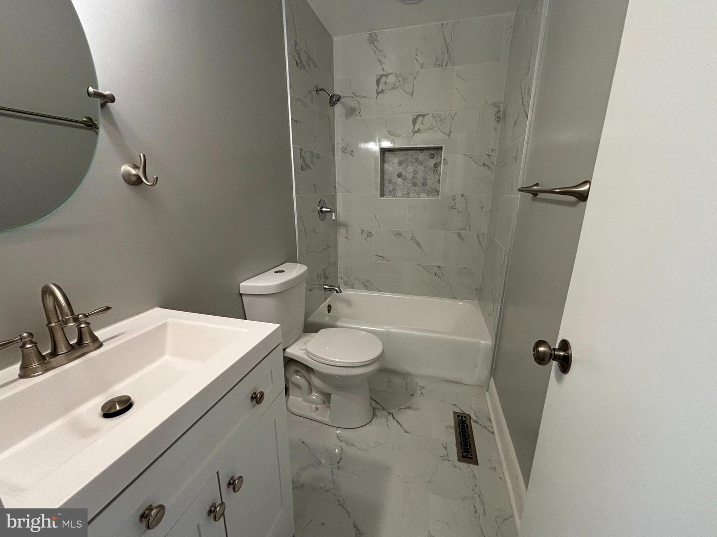 6625 Brighton Ave Property Photo 22