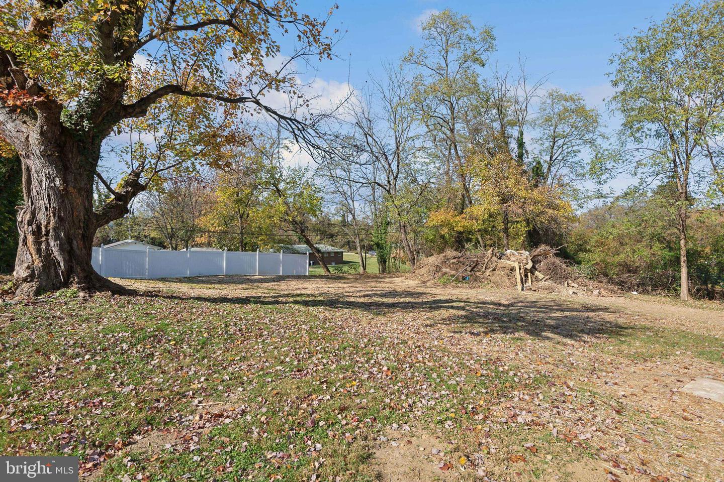 1006 Handy Ave Property Photo 23