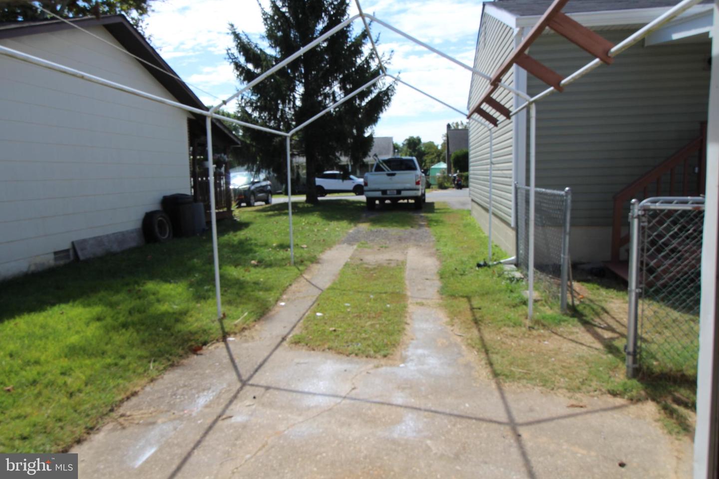 18 Compression Property Photo 10