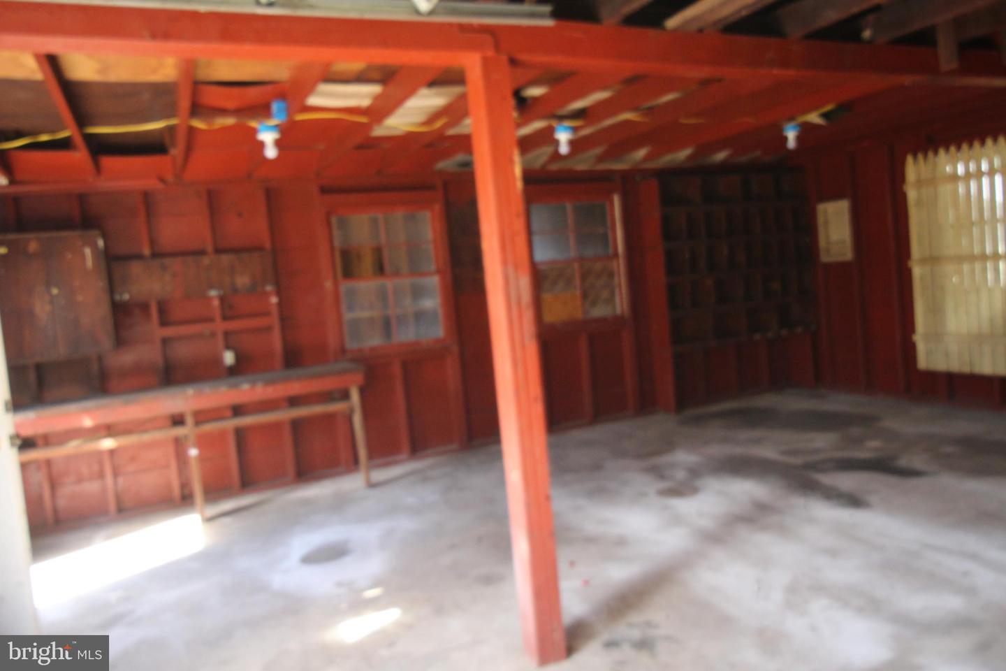 18 Compression Property Photo 15