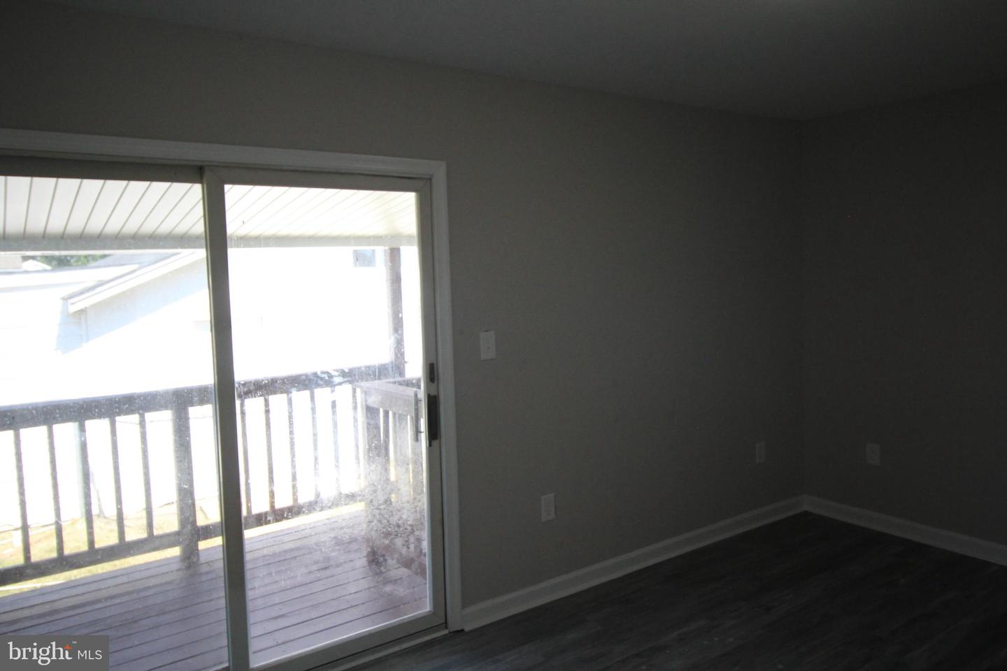18 Compression Property Photo 39