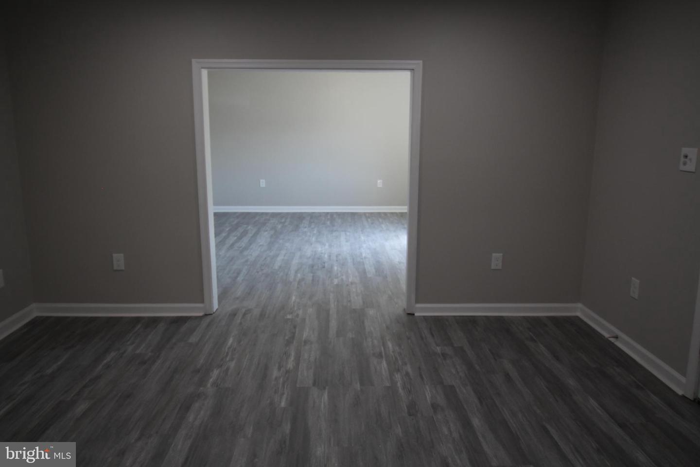 18 Compression Property Photo 45