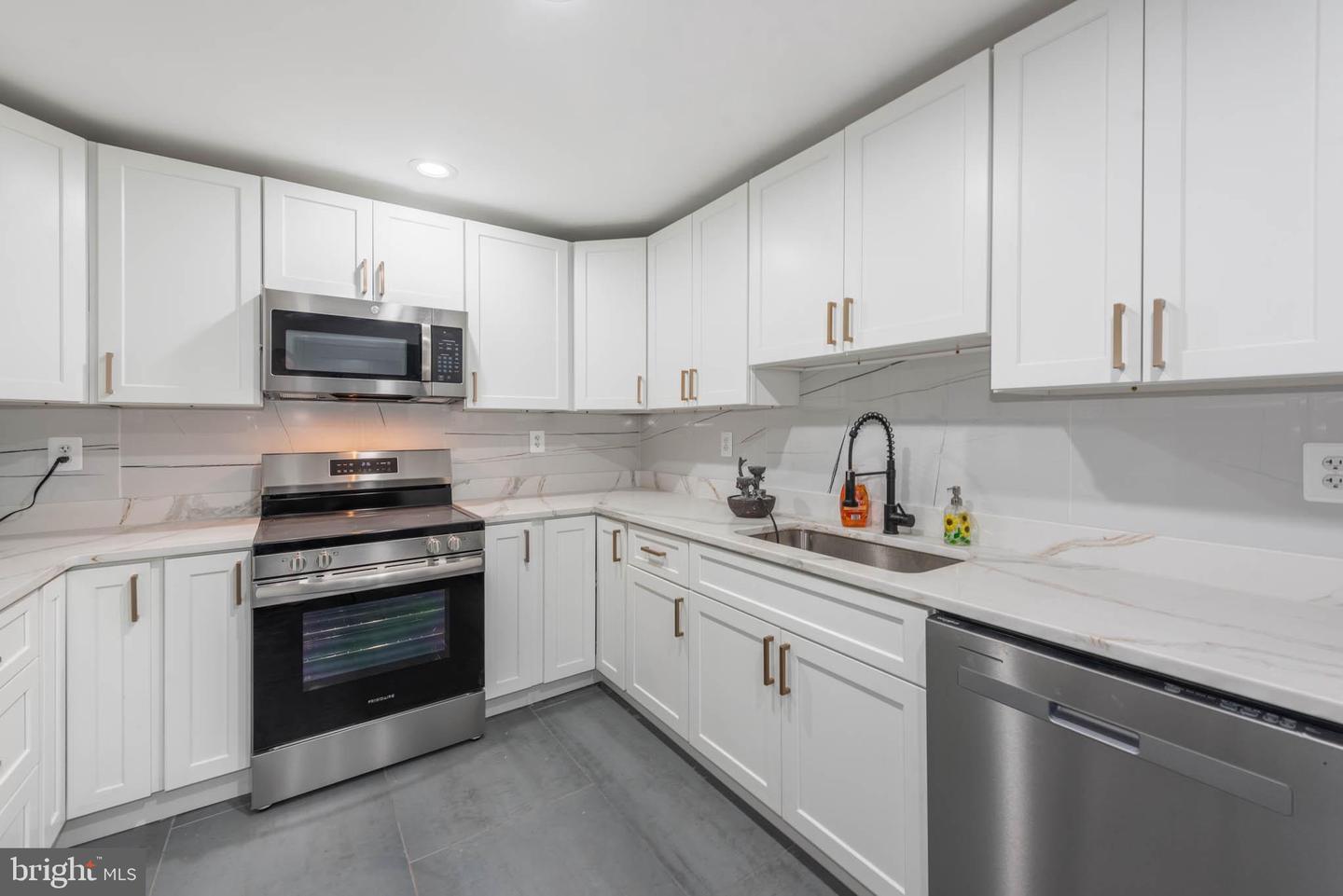 8330 Pulaski Hwy #suite S Property Photo 11