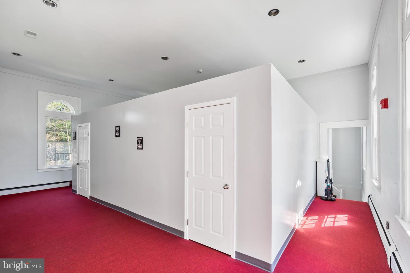 18 Stone Chapel Ln Property Photo 15