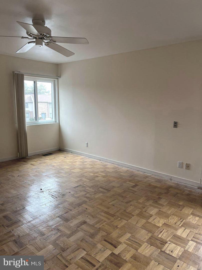 16 Stonehenge Cir #16-5 Property Photo 27