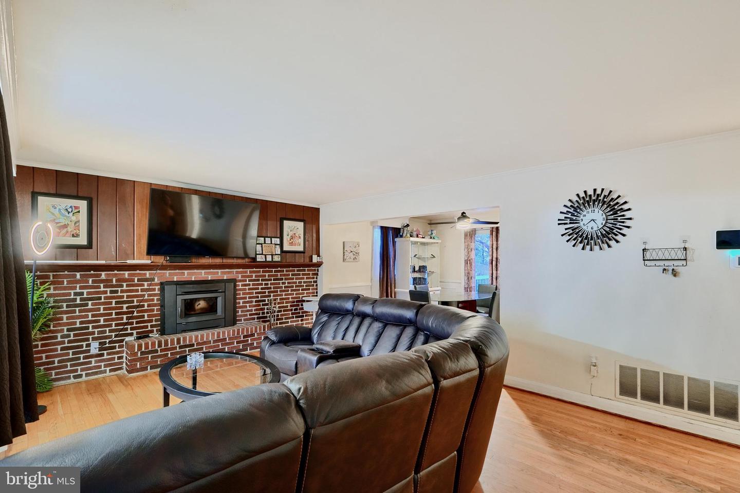 1320 Heather Hill Rd Property Photo 8