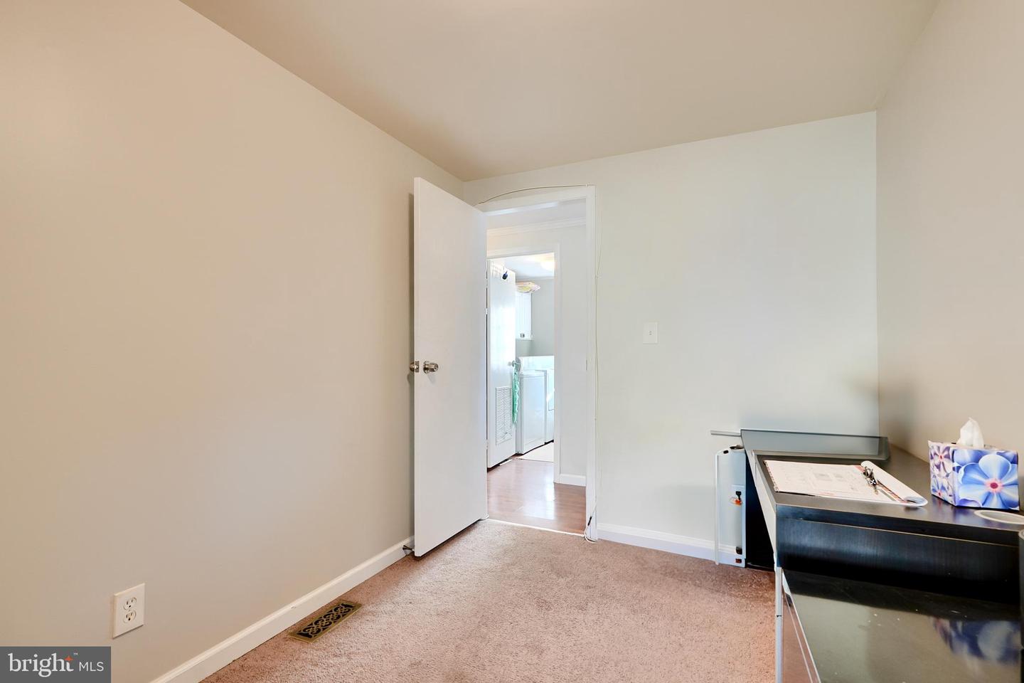 127 Cowhide Cir Property Photo 15