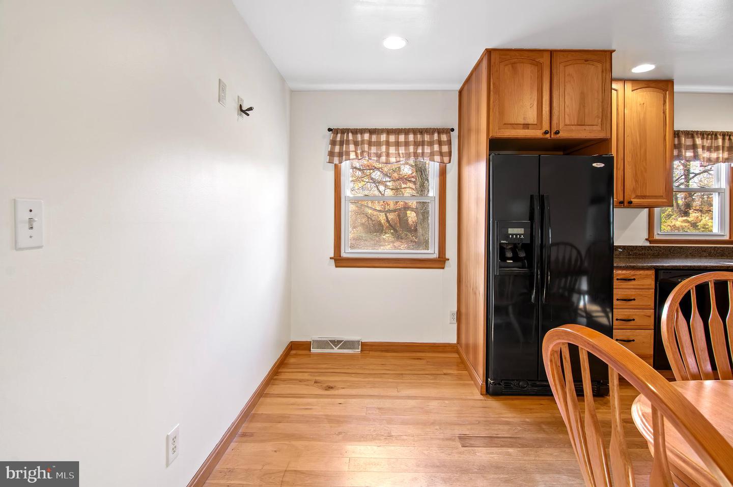 2 Runway Ct Property Photo 14