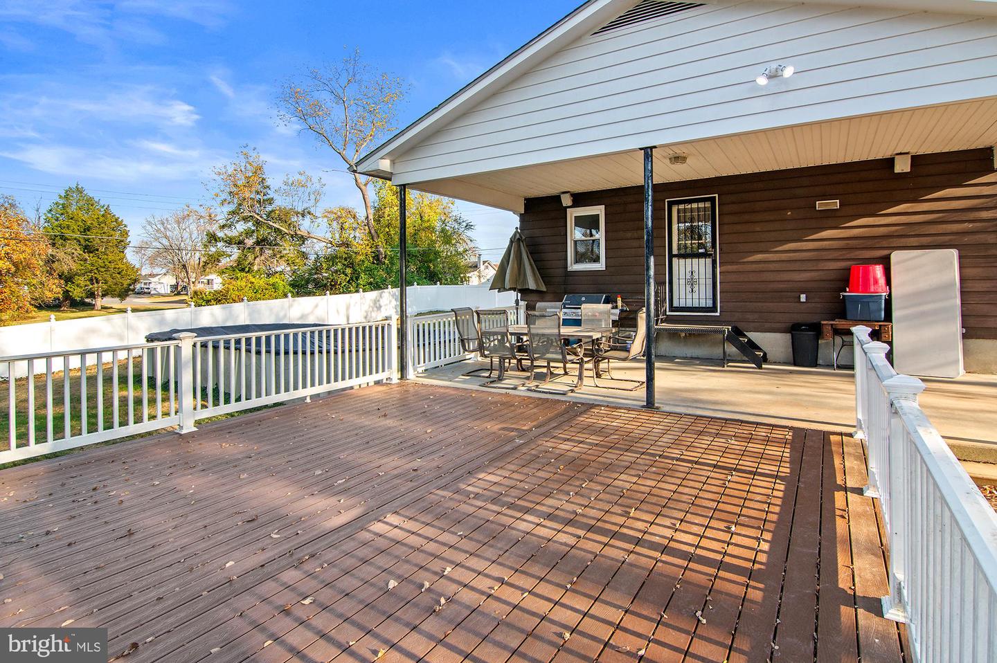 2 Runway Ct Property Photo 26