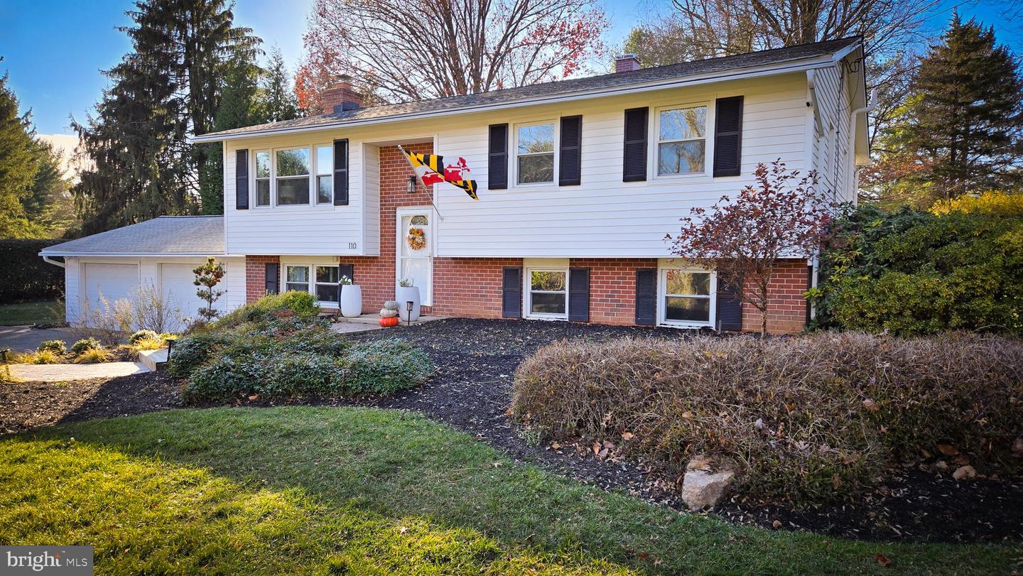 110 Sunnyking Dr Property Photo 1