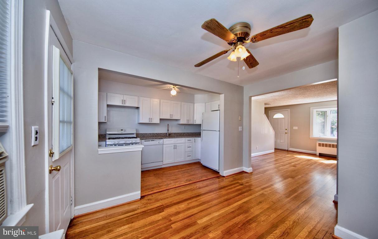 1245 Primrose Ave Property Photo 7