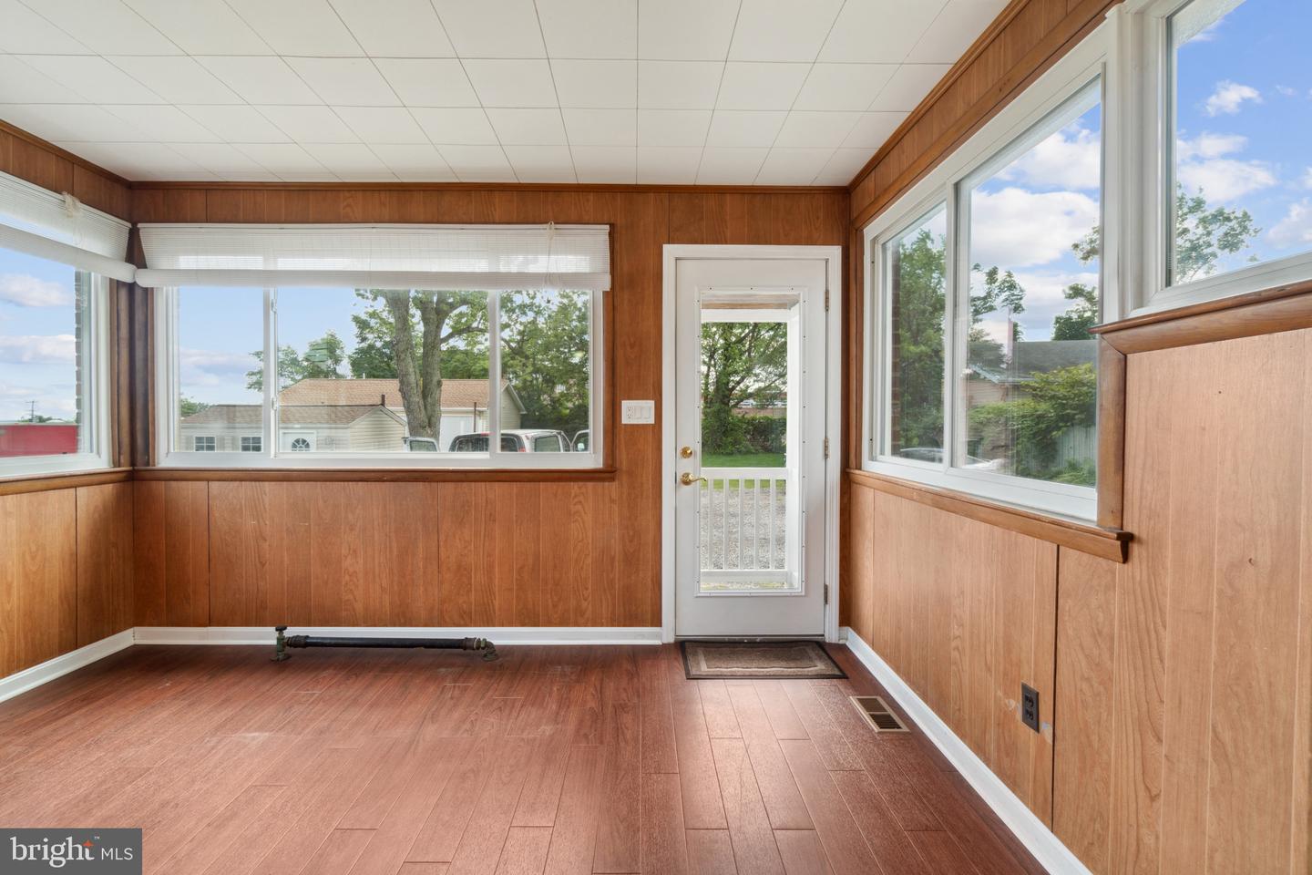 6815 Golden Ring Road Property Photo 8