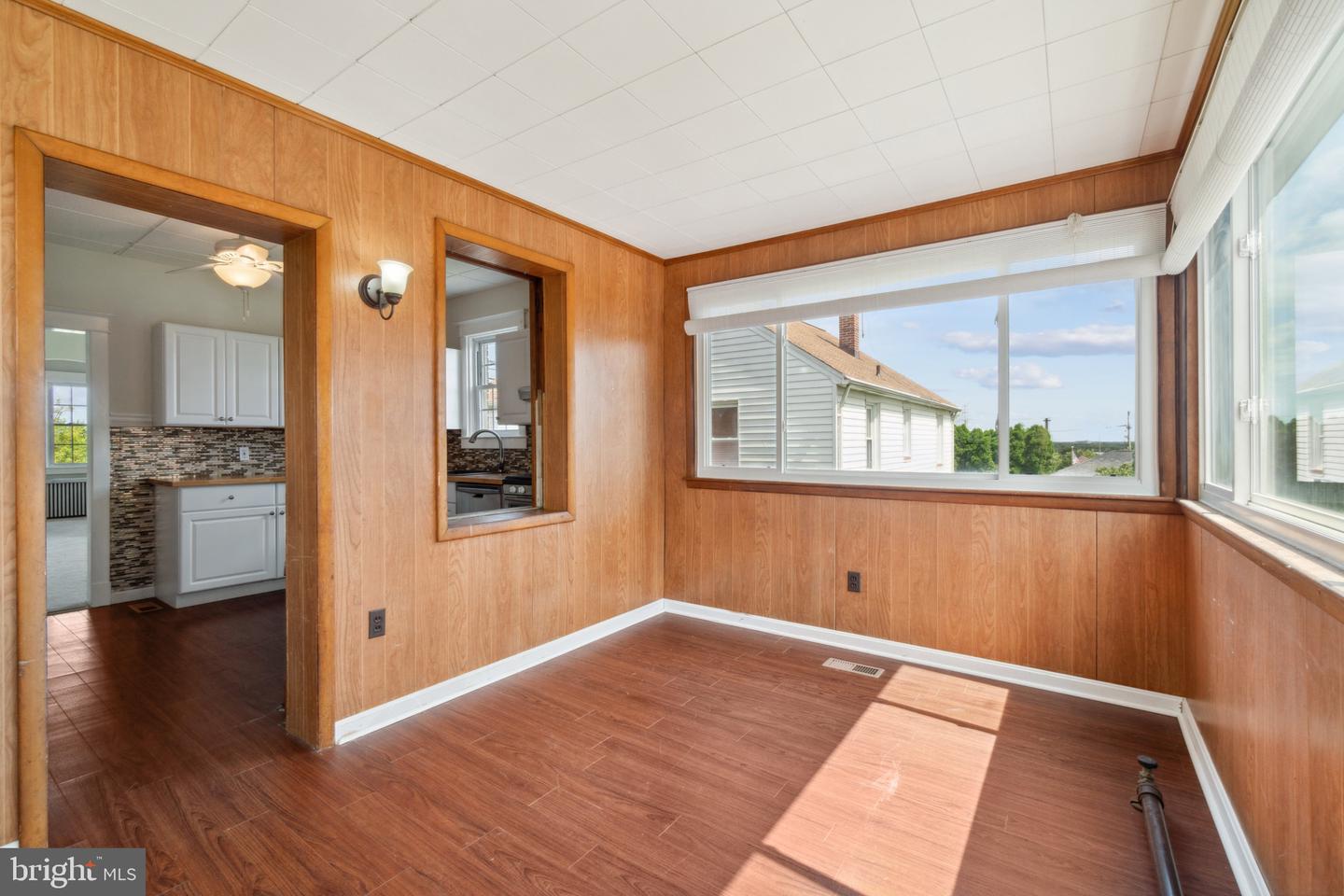 6815 Golden Ring Road Property Photo 10