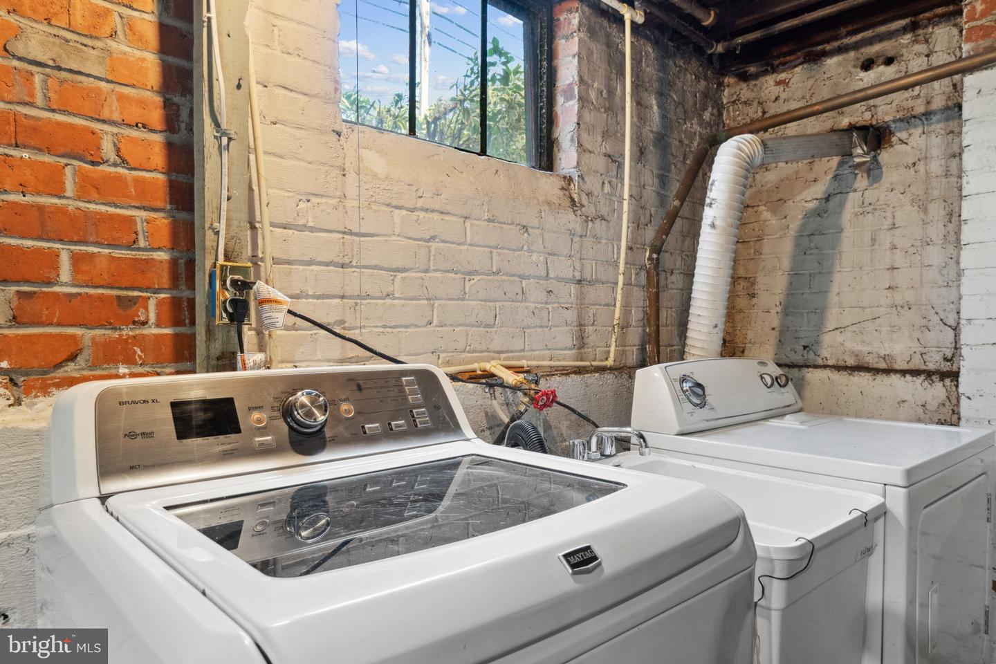 6815 Golden Ring Road Property Photo 45