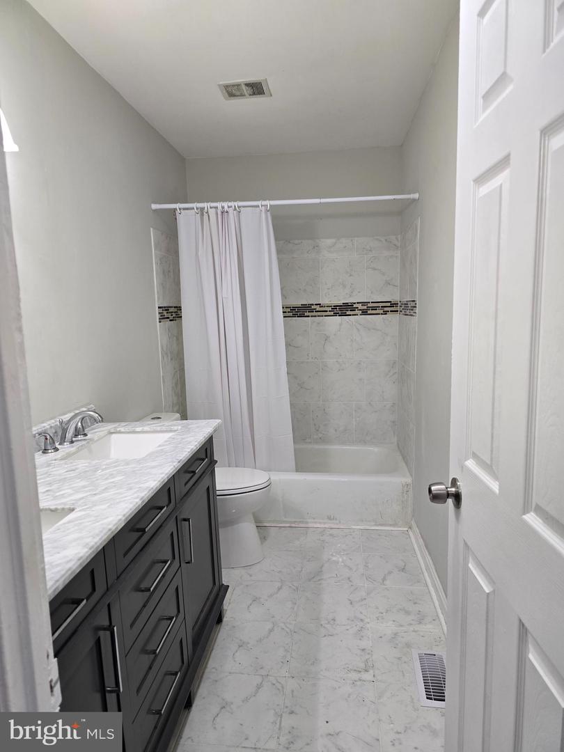 2616 Camberwell Ct #2616 Property Photo 17