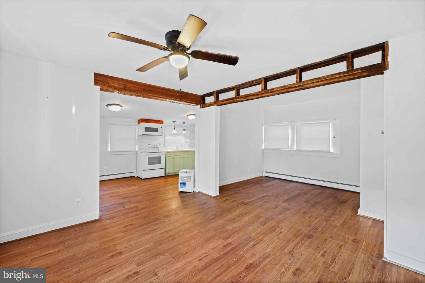 4432 Silver Spring Rd Property Photo 7